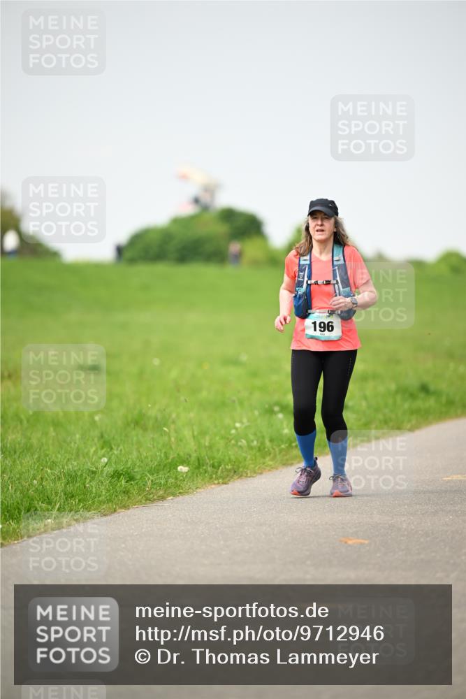 10.05.2026 - 8. Wedeler Halbmarathon Dr. Thomas Lammeyer http://msf.ph/oto/9712946 10.05.2026 12:11:23 Laufen 196 meine-sportfotos.de