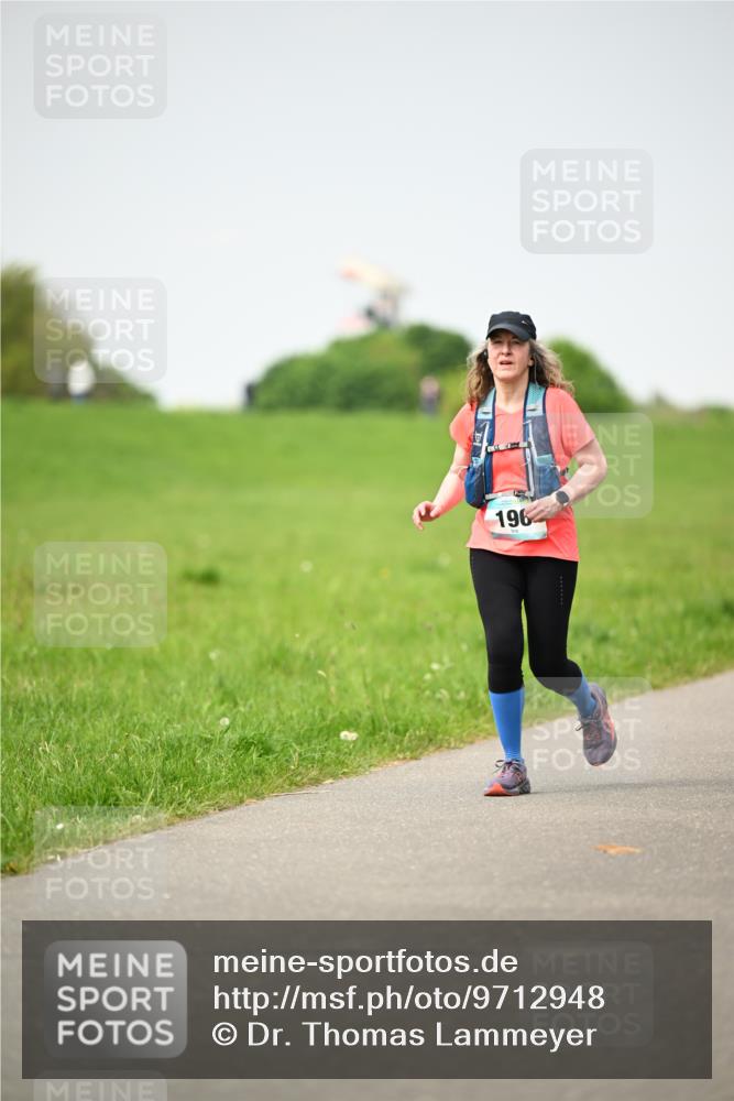 10.05.2026 - 8. Wedeler Halbmarathon Dr. Thomas Lammeyer http://msf.ph/oto/9712948 10.05.2026 12:11:23 Laufen 196 meine-sportfotos.de