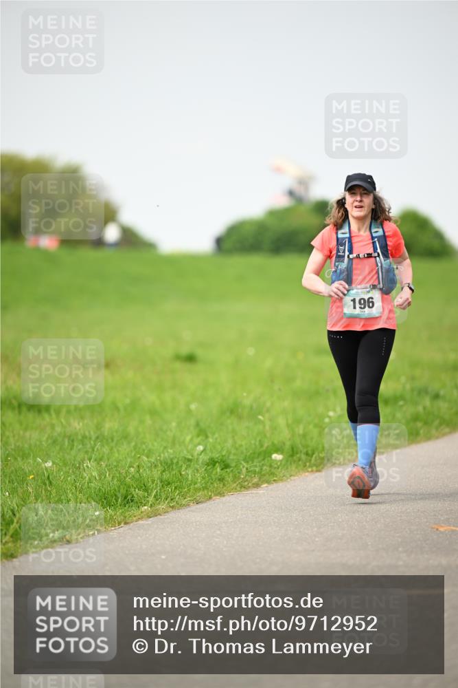 10.05.2026 - 8. Wedeler Halbmarathon Dr. Thomas Lammeyer http://msf.ph/oto/9712952 10.05.2026 12:11:23 Laufen 196 meine-sportfotos.de