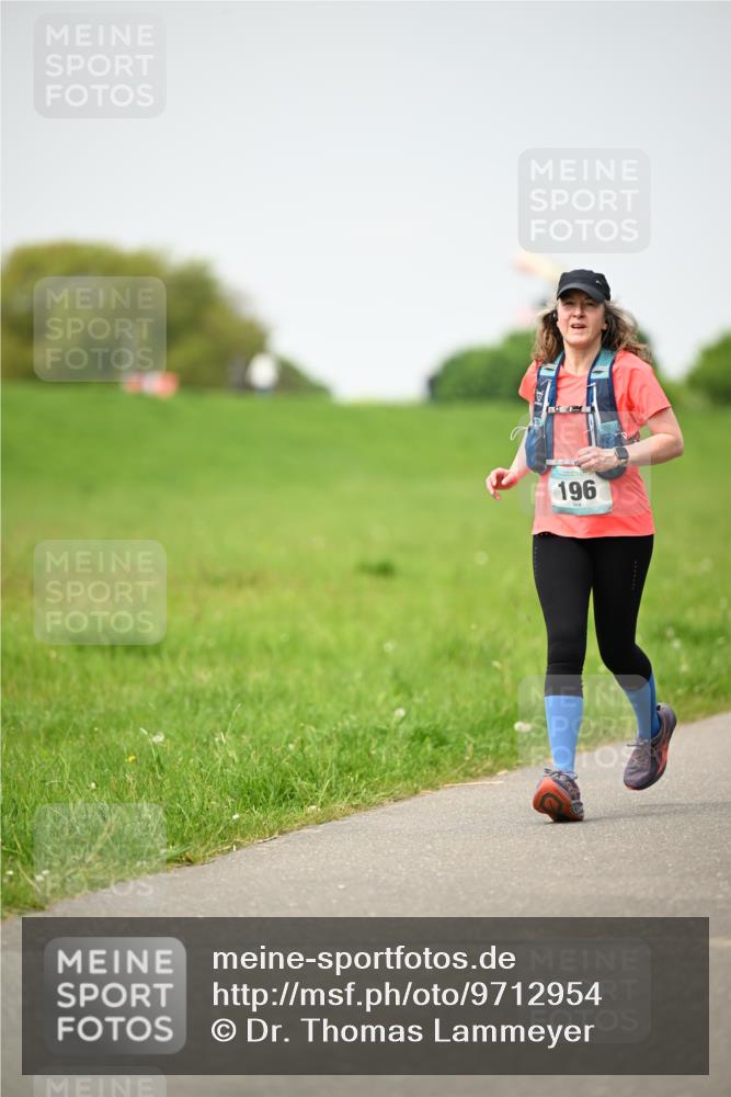 10.05.2026 - 8. Wedeler Halbmarathon Dr. Thomas Lammeyer http://msf.ph/oto/9712954 10.05.2026 12:11:24 Laufen 196 meine-sportfotos.de