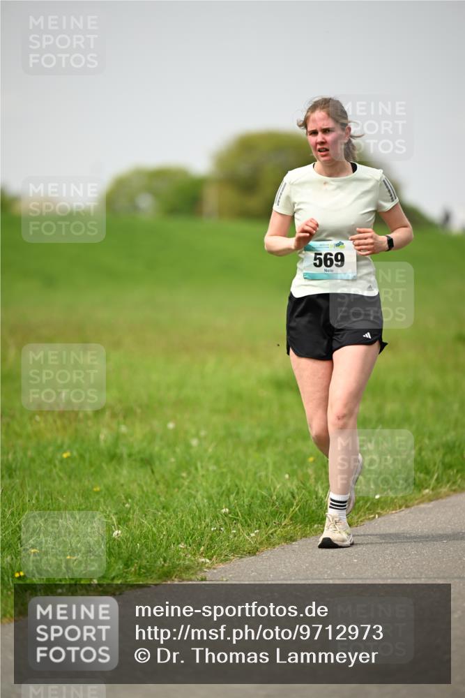 10.05.2026 - 8. Wedeler Halbmarathon Dr. Thomas Lammeyer http://msf.ph/oto/9712973 10.05.2026 12:11:37 Laufen 569 meine-sportfotos.de