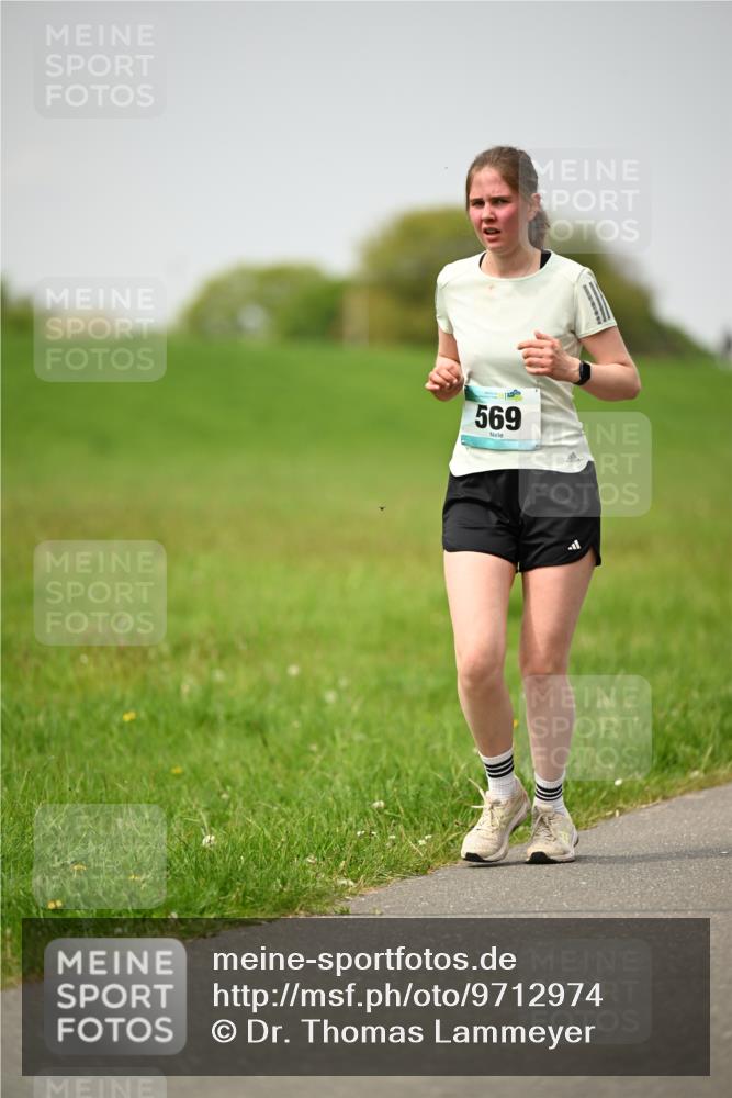 10.05.2026 - 8. Wedeler Halbmarathon Dr. Thomas Lammeyer http://msf.ph/oto/9712974 10.05.2026 12:11:38 Laufen 569 meine-sportfotos.de