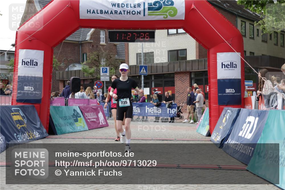 10.05.2026 - 8. Wedeler Halbmarathon Yannick Fuchs http://msf.ph/oto/9713029 10.05.2026 11:27:24 Ziel 230, 735, 2139, 2151, 2224 meine-sportfotos.de