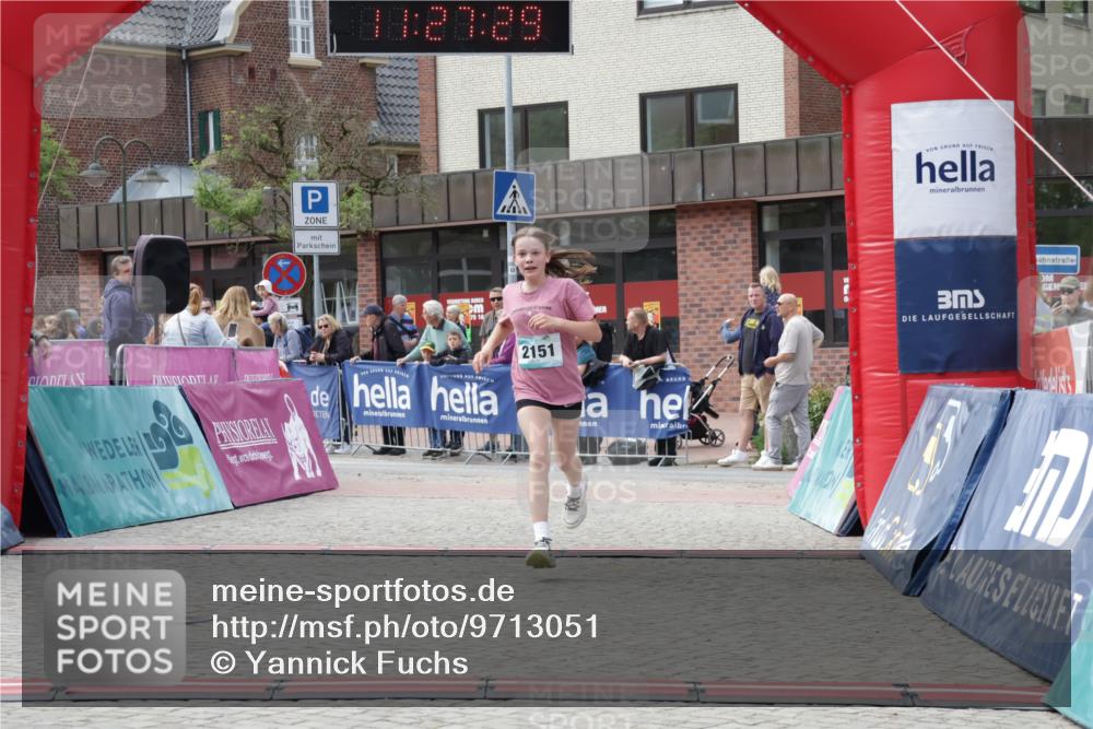 10.05.2026 - 8. Wedeler Halbmarathon Yannick Fuchs http://msf.ph/oto/9713051 10.05.2026 11:27:27 Ziel 735, 2151, 2224 meine-sportfotos.de