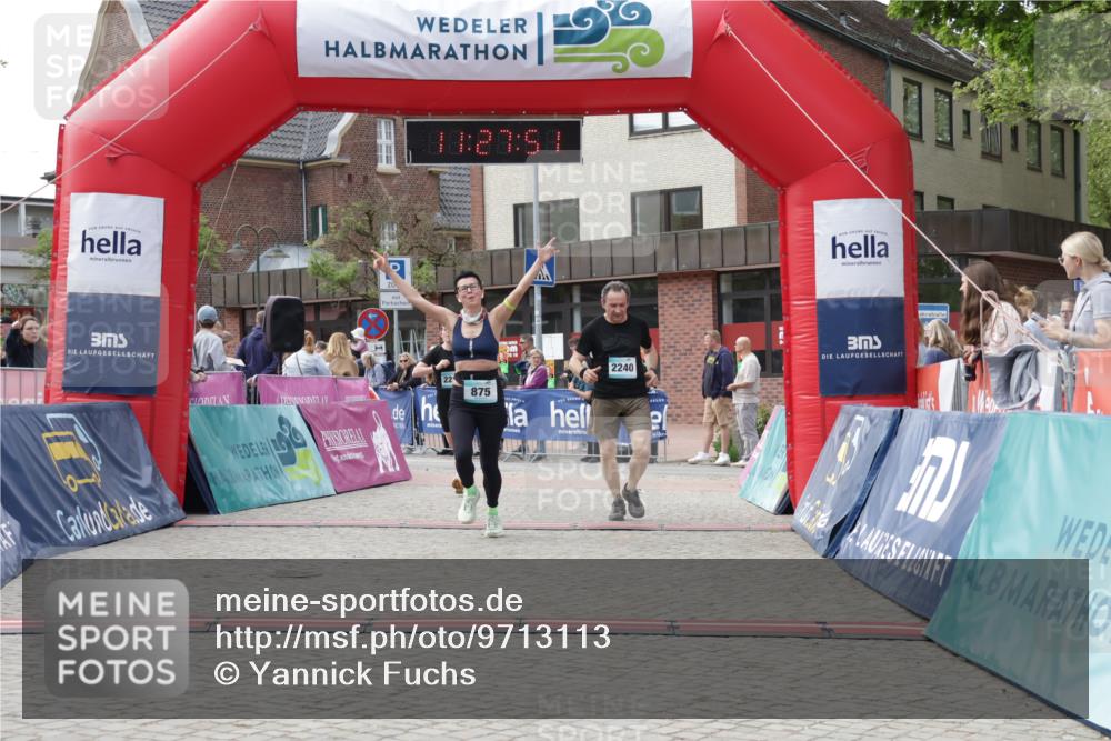 10.05.2026 - 8. Wedeler Halbmarathon Yannick Fuchs http://msf.ph/oto/9713113 10.05.2026 11:27:50 Ziel 875, 1006, 2106, 2210, 2240 meine-sportfotos.de