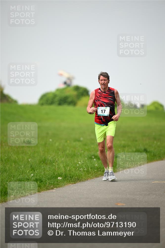10.05.2026 - 8. Wedeler Halbmarathon Dr. Thomas Lammeyer http://msf.ph/oto/9713190 10.05.2026 12:13:23 Laufen  meine-sportfotos.de