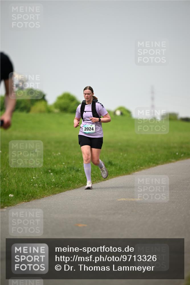 10.05.2026 - 8. Wedeler Halbmarathon Dr. Thomas Lammeyer http://msf.ph/oto/9713326 10.05.2026 12:13:41 Laufen 2024 meine-sportfotos.de