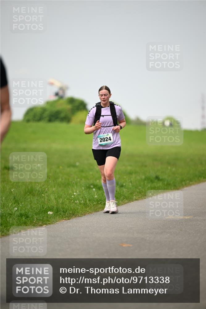 10.05.2026 - 8. Wedeler Halbmarathon Dr. Thomas Lammeyer http://msf.ph/oto/9713338 10.05.2026 12:13:42 Laufen 2024 meine-sportfotos.de