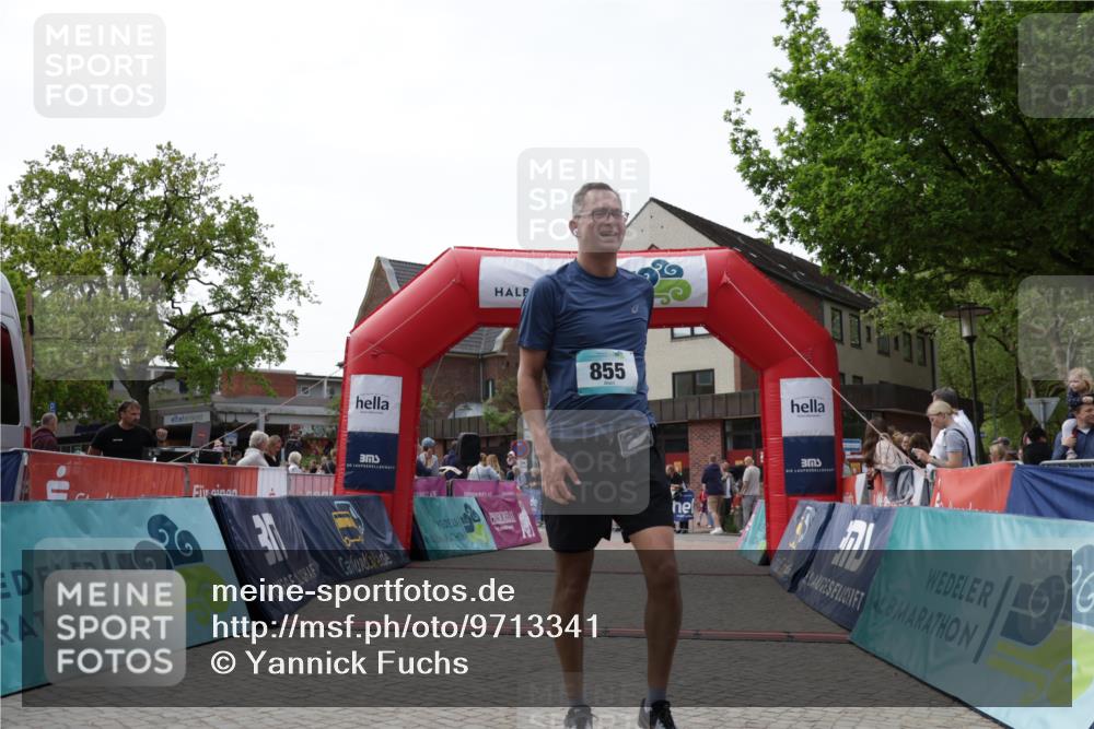 10.05.2026 - 8. Wedeler Halbmarathon Yannick Fuchs http://msf.ph/oto/9713341 10.05.2026 11:28:14 Ziel 170, 855, 927, 2038 meine-sportfotos.de