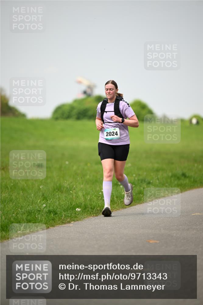 10.05.2026 - 8. Wedeler Halbmarathon Dr. Thomas Lammeyer http://msf.ph/oto/9713343 10.05.2026 12:13:42 Laufen 2024 meine-sportfotos.de