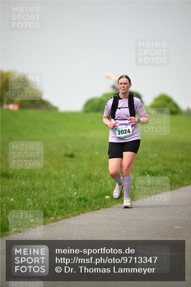 10.05.2026 - 8. Wedeler Halbmarathon Dr. Thomas Lammeyer http://msf.ph/oto/9713347 10.05.2026 12:13:43 Laufen 2024 meine-sportfotos.de