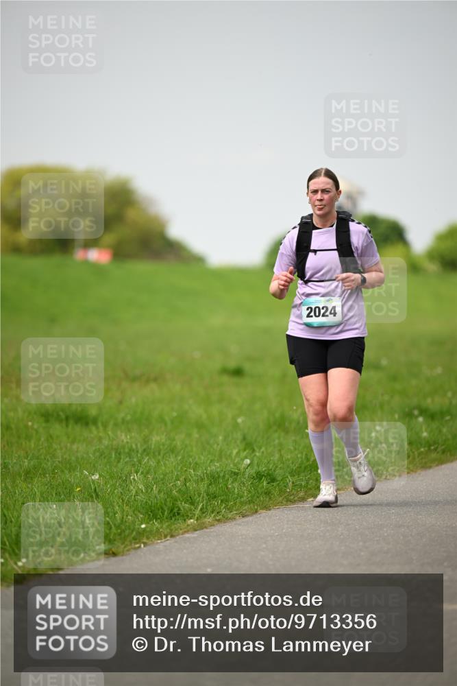 10.05.2026 - 8. Wedeler Halbmarathon Dr. Thomas Lammeyer http://msf.ph/oto/9713356 10.05.2026 12:13:43 Laufen 2024 meine-sportfotos.de
