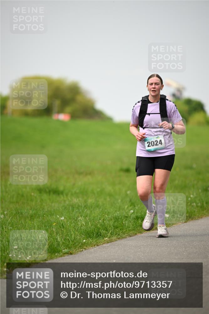 10.05.2026 - 8. Wedeler Halbmarathon Dr. Thomas Lammeyer http://msf.ph/oto/9713357 10.05.2026 12:13:44 Laufen 2024 meine-sportfotos.de