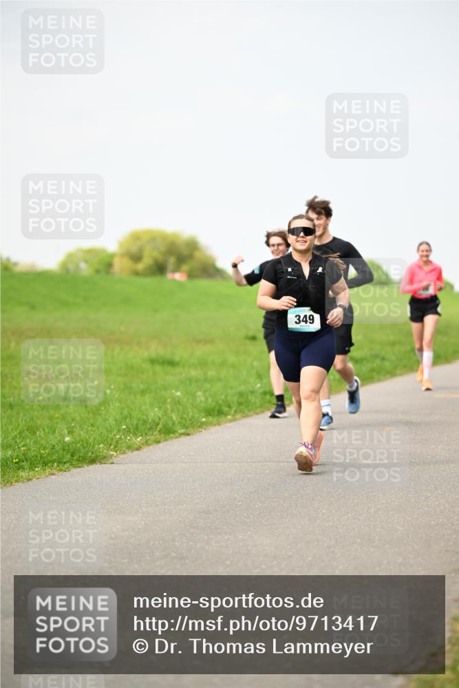 10.05.2026 - 8. Wedeler Halbmarathon Dr. Thomas Lammeyer http://msf.ph/oto/9713417 10.05.2026 12:14:04 Laufen 349 meine-sportfotos.de