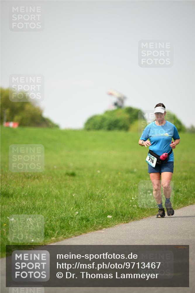 10.05.2026 - 8. Wedeler Halbmarathon Dr. Thomas Lammeyer http://msf.ph/oto/9713467 10.05.2026 12:14:21 Laufen 716 meine-sportfotos.de