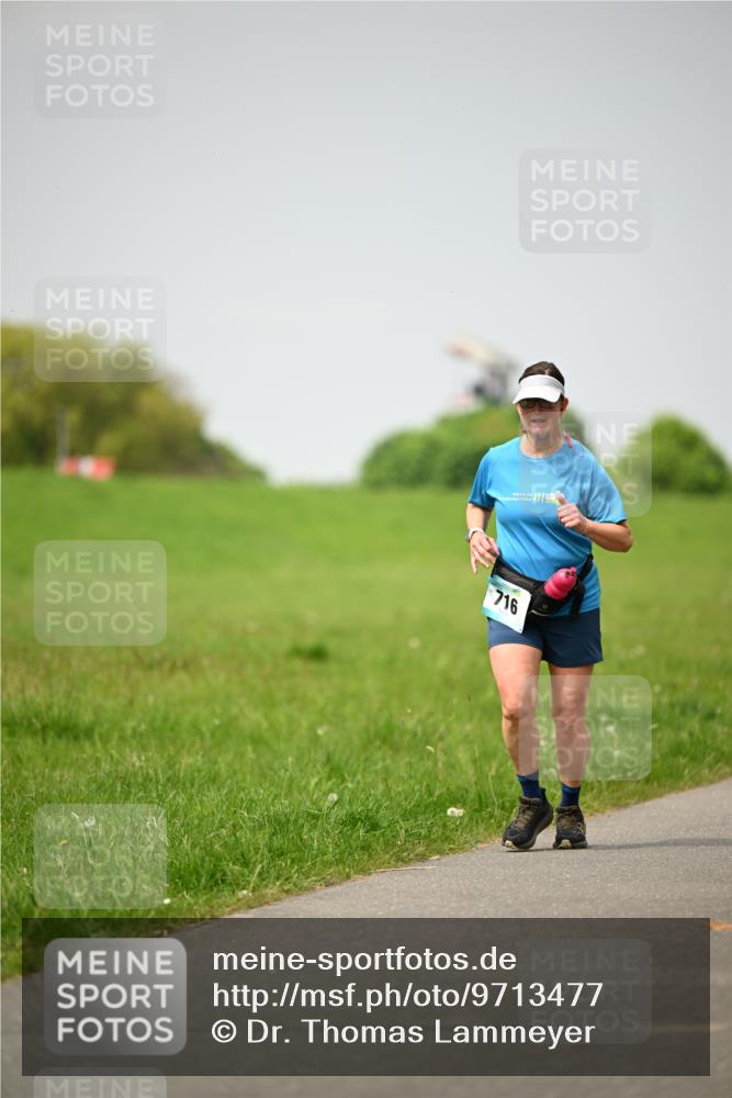 10.05.2026 - 8. Wedeler Halbmarathon Dr. Thomas Lammeyer http://msf.ph/oto/9713477 10.05.2026 12:14:23 Laufen 716 meine-sportfotos.de
