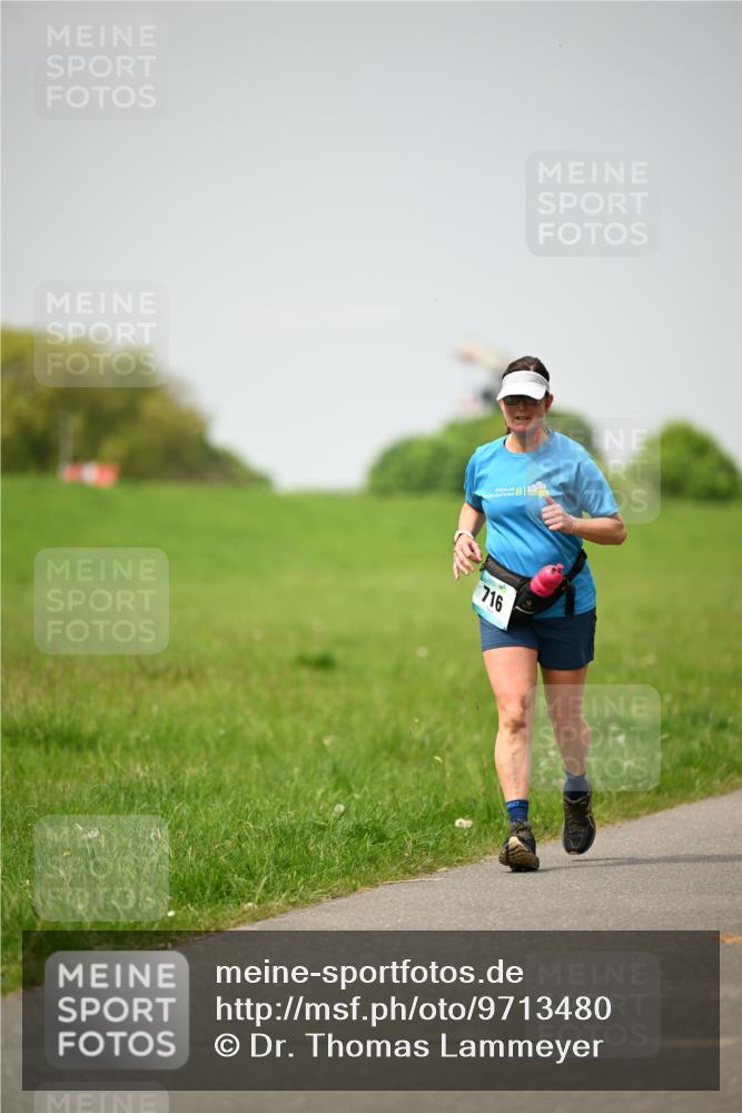 10.05.2026 - 8. Wedeler Halbmarathon Dr. Thomas Lammeyer http://msf.ph/oto/9713480 10.05.2026 12:14:23 Laufen 716 meine-sportfotos.de
