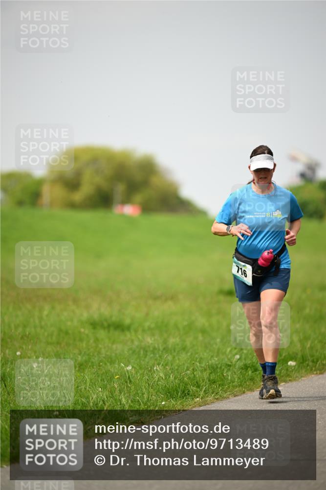 10.05.2026 - 8. Wedeler Halbmarathon Dr. Thomas Lammeyer http://msf.ph/oto/9713489 10.05.2026 12:14:24 Laufen 716 meine-sportfotos.de
