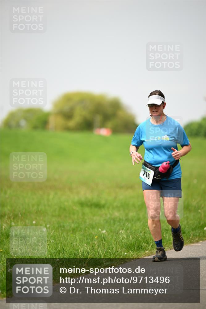 10.05.2026 - 8. Wedeler Halbmarathon Dr. Thomas Lammeyer http://msf.ph/oto/9713496 10.05.2026 12:14:24 Laufen 716 meine-sportfotos.de