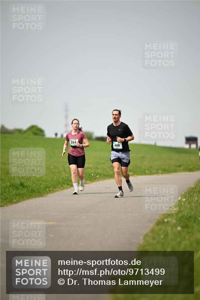 10.05.2026 - 8. Wedeler Halbmarathon Dr. Thomas Lammeyer http://msf.ph/oto/9713499 10.05.2026 12:14:32 Laufen 314, 449 meine-sportfotos.de