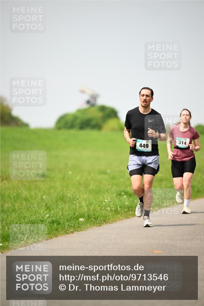 10.05.2026 - 8. Wedeler Halbmarathon Dr. Thomas Lammeyer http://msf.ph/oto/9713546 10.05.2026 12:14:36 Laufen 314, 449 meine-sportfotos.de