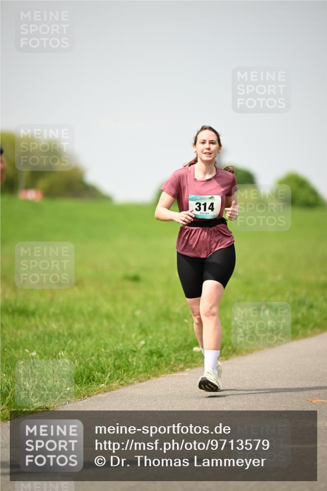 10.05.2026 - 8. Wedeler Halbmarathon Dr. Thomas Lammeyer http://msf.ph/oto/9713579 10.05.2026 12:14:39 Laufen 314 meine-sportfotos.de