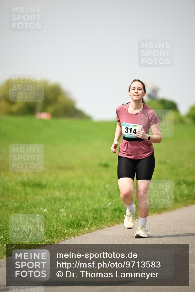 10.05.2026 - 8. Wedeler Halbmarathon Dr. Thomas Lammeyer http://msf.ph/oto/9713583 10.05.2026 12:14:40 Laufen 314 meine-sportfotos.de