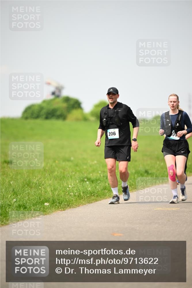 10.05.2026 - 8. Wedeler Halbmarathon Dr. Thomas Lammeyer http://msf.ph/oto/9713622 10.05.2026 12:15:34 Laufen 206 meine-sportfotos.de