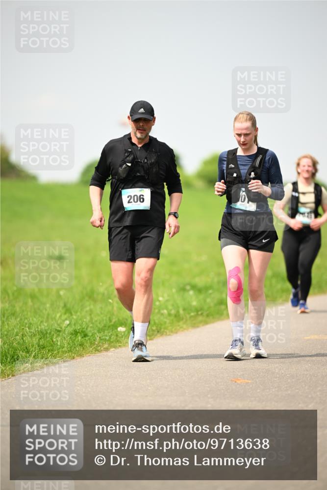 10.05.2026 - 8. Wedeler Halbmarathon Dr. Thomas Lammeyer http://msf.ph/oto/9713638 10.05.2026 12:15:37 Laufen 206 meine-sportfotos.de