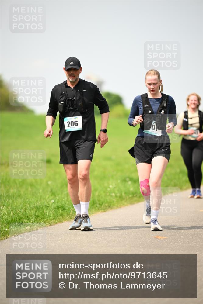 10.05.2026 - 8. Wedeler Halbmarathon Dr. Thomas Lammeyer http://msf.ph/oto/9713645 10.05.2026 12:15:37 Laufen 206 meine-sportfotos.de