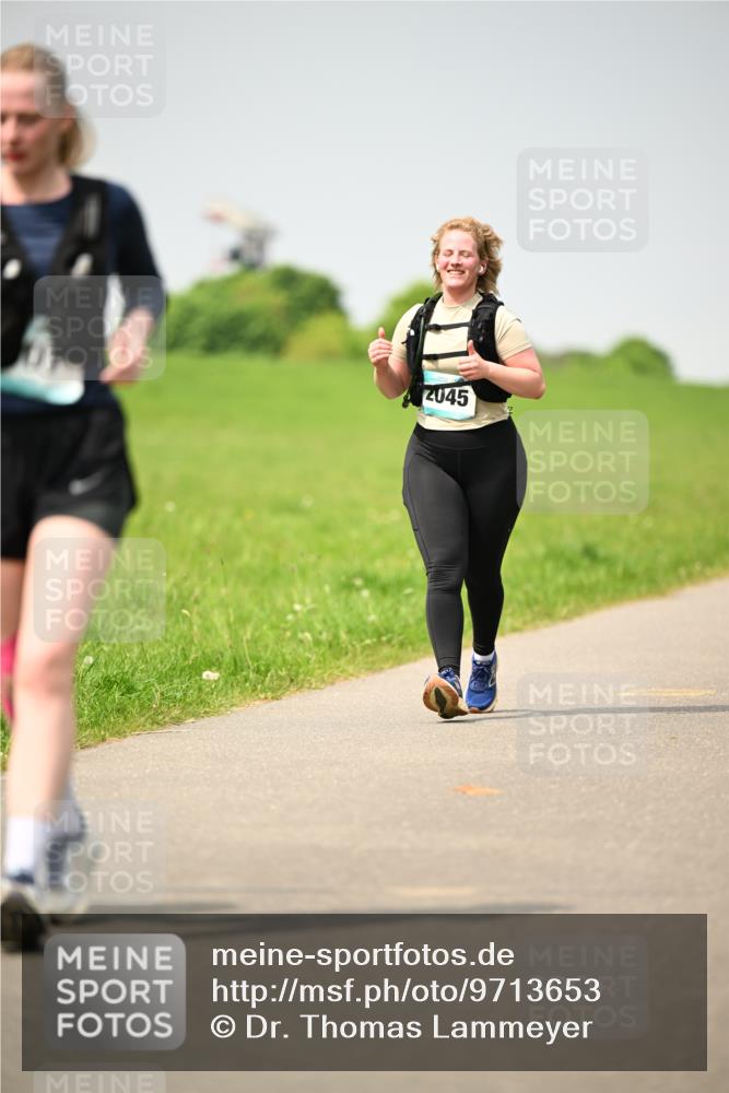 10.05.2026 - 8. Wedeler Halbmarathon Dr. Thomas Lammeyer http://msf.ph/oto/9713653 10.05.2026 12:15:40 Laufen 2045 meine-sportfotos.de