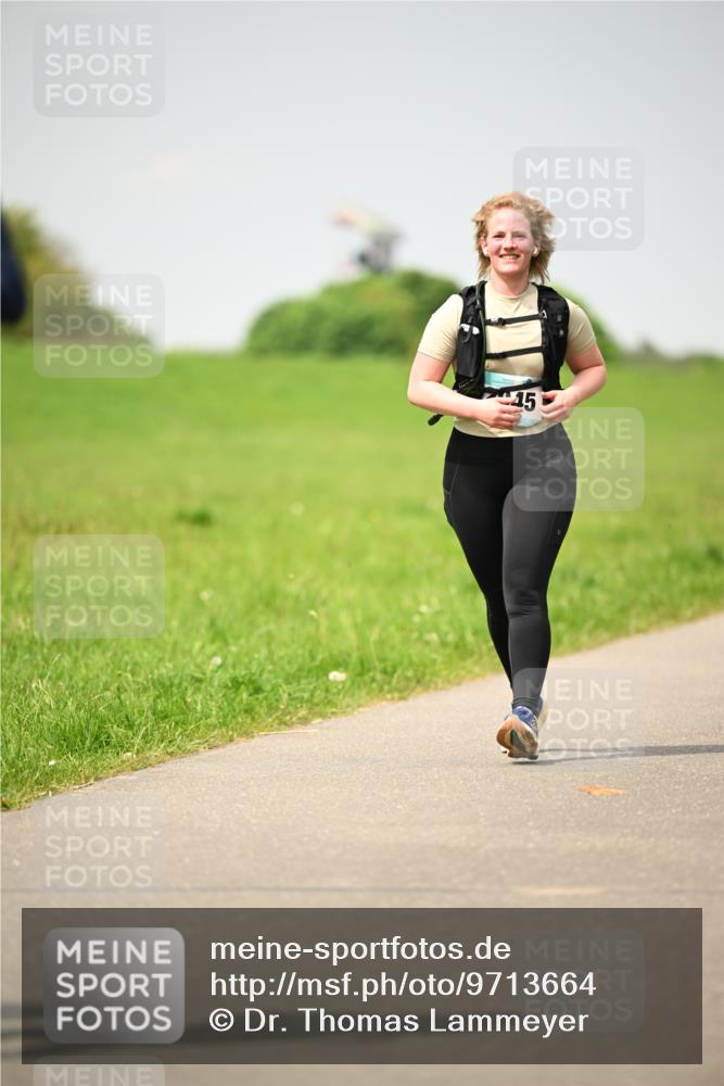 10.05.2026 - 8. Wedeler Halbmarathon Dr. Thomas Lammeyer http://msf.ph/oto/9713664 10.05.2026 12:15:41 Laufen  meine-sportfotos.de