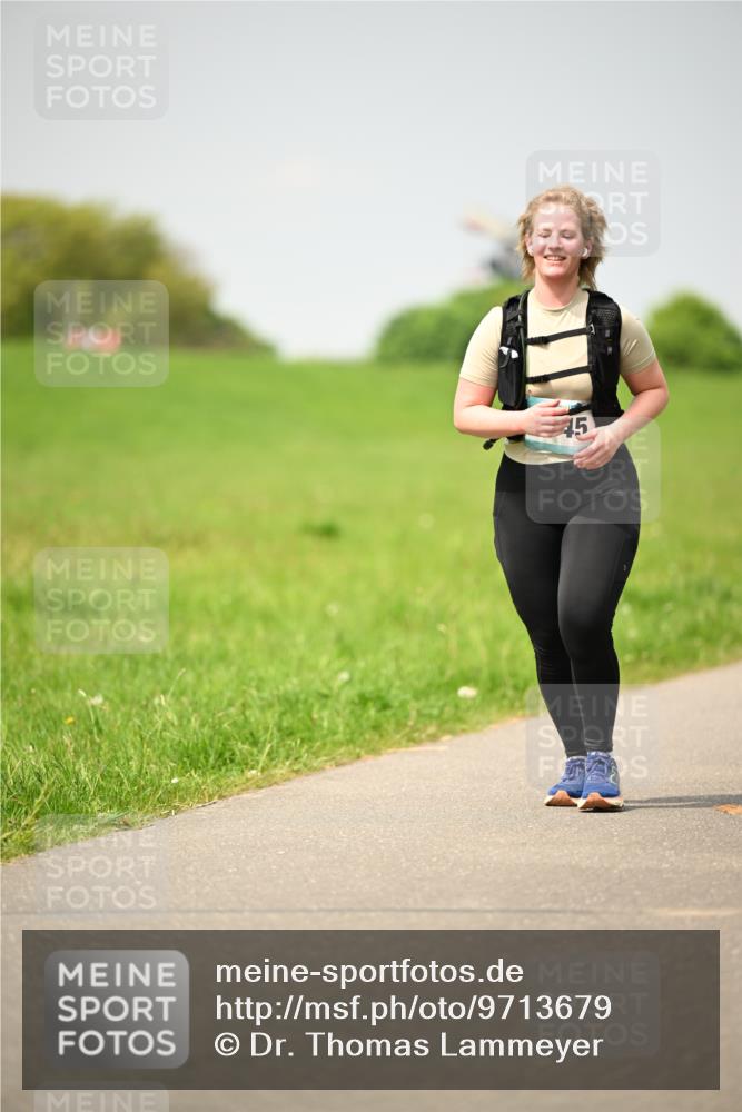 10.05.2026 - 8. Wedeler Halbmarathon Dr. Thomas Lammeyer http://msf.ph/oto/9713679 10.05.2026 12:15:42 Laufen  meine-sportfotos.de