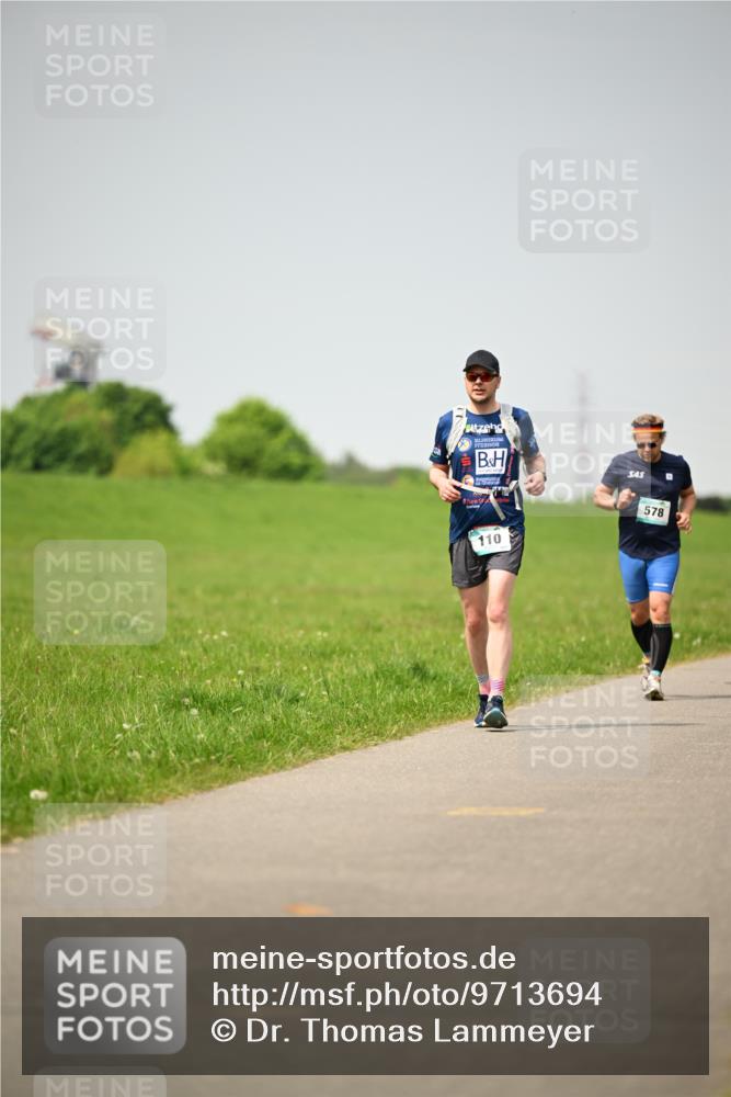 10.05.2026 - 8. Wedeler Halbmarathon Dr. Thomas Lammeyer http://msf.ph/oto/9713694 10.05.2026 12:15:45 Laufen 110, 578 meine-sportfotos.de