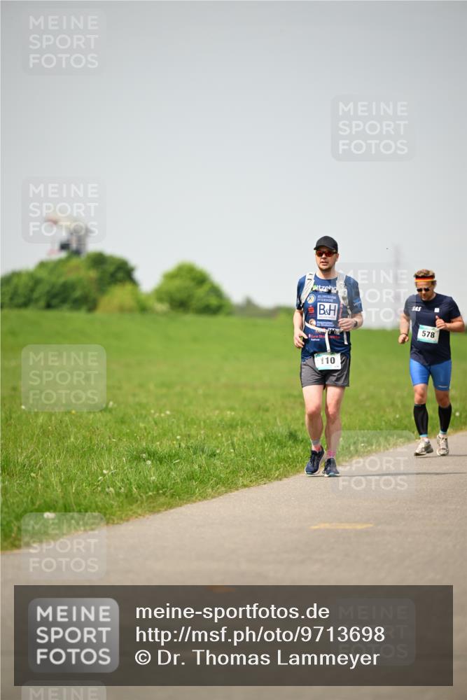 10.05.2026 - 8. Wedeler Halbmarathon Dr. Thomas Lammeyer http://msf.ph/oto/9713698 10.05.2026 12:15:46 Laufen 578, 110 meine-sportfotos.de