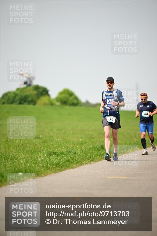 10.05.2026 - 8. Wedeler Halbmarathon Dr. Thomas Lammeyer http://msf.ph/oto/9713703 10.05.2026 12:15:46 Laufen 578, 110 meine-sportfotos.de