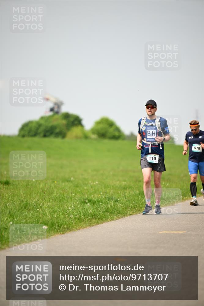 10.05.2026 - 8. Wedeler Halbmarathon Dr. Thomas Lammeyer http://msf.ph/oto/9713707 10.05.2026 12:15:46 Laufen 110, 578 meine-sportfotos.de