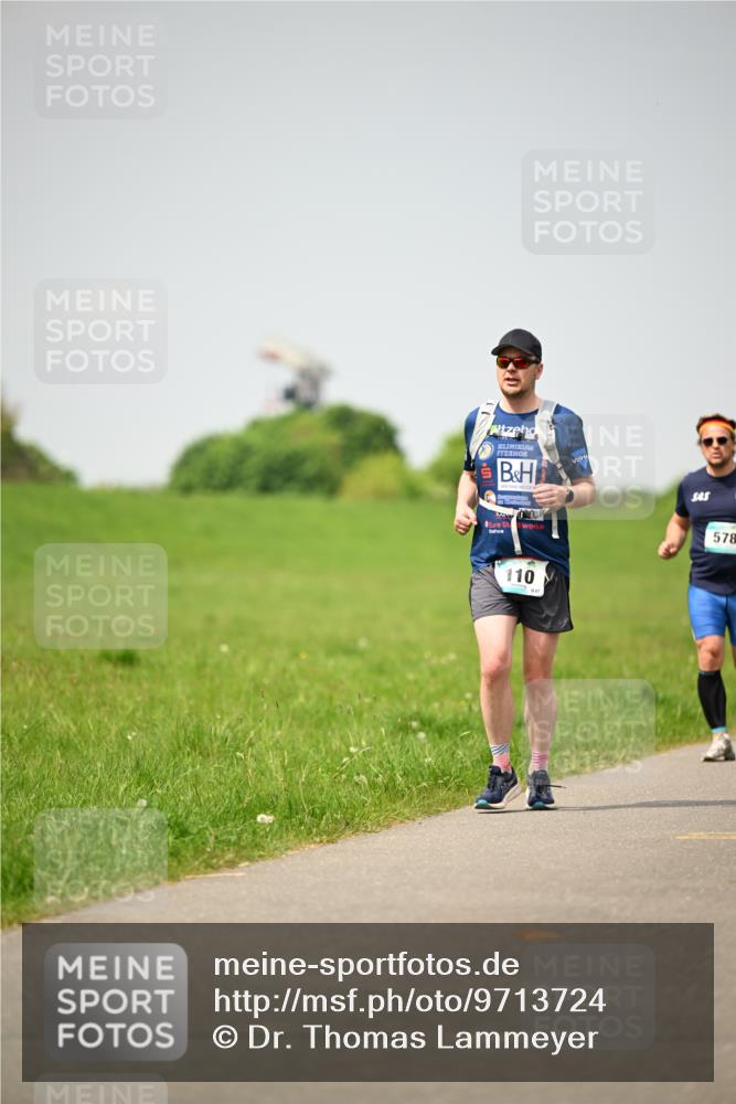 10.05.2026 - 8. Wedeler Halbmarathon Dr. Thomas Lammeyer http://msf.ph/oto/9713724 10.05.2026 12:15:48 Laufen 110, 578 meine-sportfotos.de