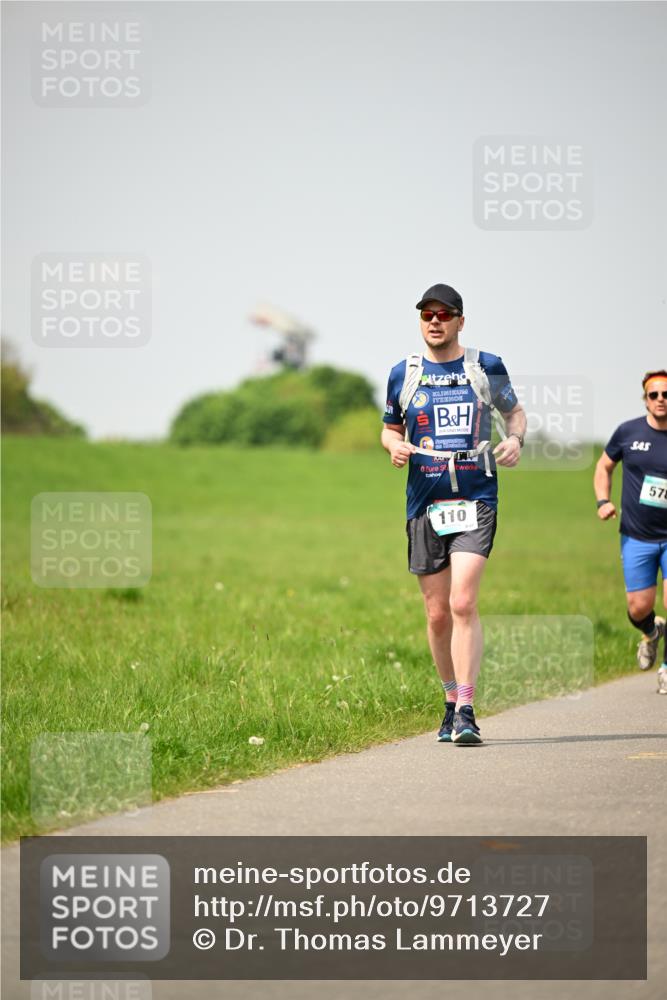 10.05.2026 - 8. Wedeler Halbmarathon Dr. Thomas Lammeyer http://msf.ph/oto/9713727 10.05.2026 12:15:48 Laufen 110, 578 meine-sportfotos.de