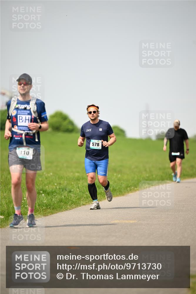 10.05.2026 - 8. Wedeler Halbmarathon Dr. Thomas Lammeyer http://msf.ph/oto/9713730 10.05.2026 12:15:49 Laufen 110, 578 meine-sportfotos.de
