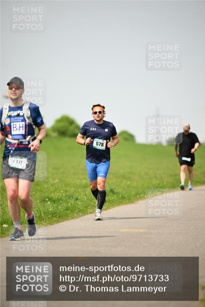 10.05.2026 - 8. Wedeler Halbmarathon Dr. Thomas Lammeyer http://msf.ph/oto/9713733 10.05.2026 12:15:50 Laufen 110, 578 meine-sportfotos.de