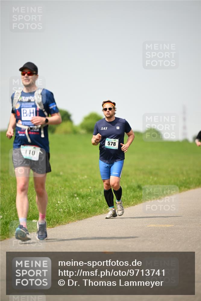 10.05.2026 - 8. Wedeler Halbmarathon Dr. Thomas Lammeyer http://msf.ph/oto/9713741 10.05.2026 12:15:50 Laufen 110, 578 meine-sportfotos.de