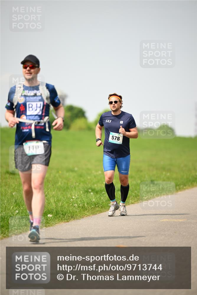 10.05.2026 - 8. Wedeler Halbmarathon Dr. Thomas Lammeyer http://msf.ph/oto/9713744 10.05.2026 12:15:51 Laufen 110, 578 meine-sportfotos.de