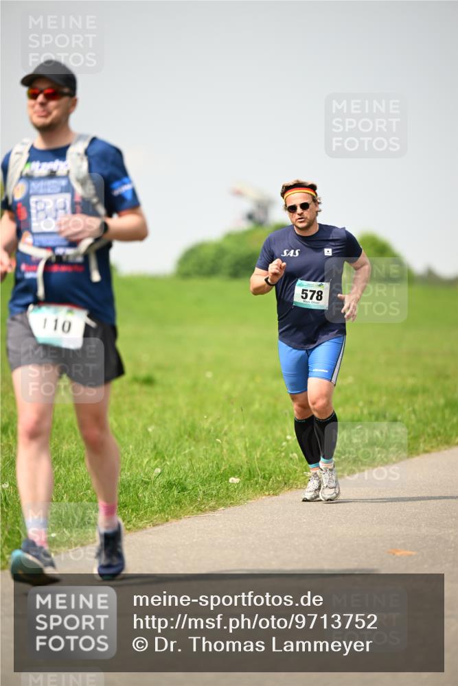10.05.2026 - 8. Wedeler Halbmarathon Dr. Thomas Lammeyer http://msf.ph/oto/9713752 10.05.2026 12:15:52 Laufen 110, 578 meine-sportfotos.de