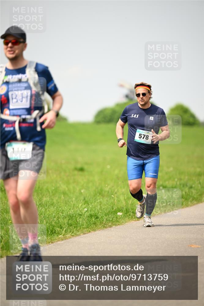 10.05.2026 - 8. Wedeler Halbmarathon Dr. Thomas Lammeyer http://msf.ph/oto/9713759 10.05.2026 12:15:52 Laufen 110, 578 meine-sportfotos.de