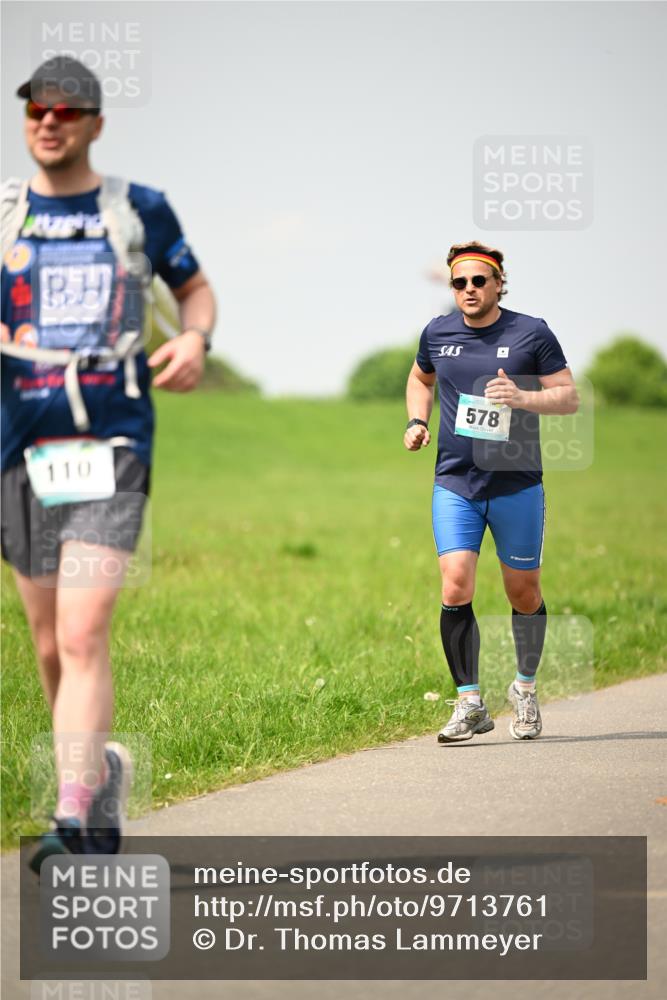 10.05.2026 - 8. Wedeler Halbmarathon Dr. Thomas Lammeyer http://msf.ph/oto/9713761 10.05.2026 12:15:52 Laufen 110, 578 meine-sportfotos.de