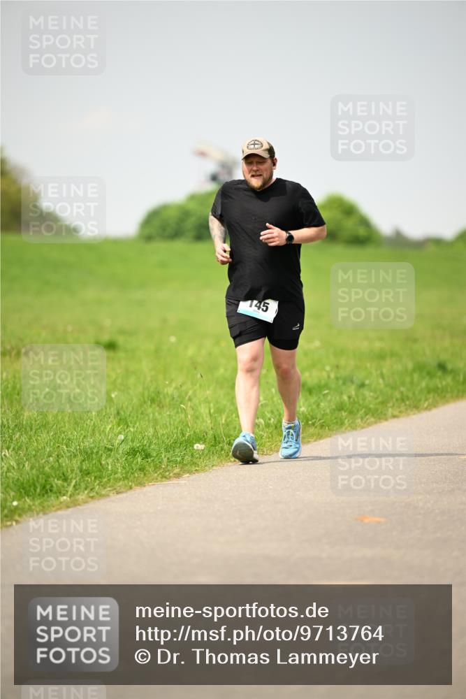 10.05.2026 - 8. Wedeler Halbmarathon Dr. Thomas Lammeyer http://msf.ph/oto/9713764 10.05.2026 12:16:05 Laufen 145 meine-sportfotos.de