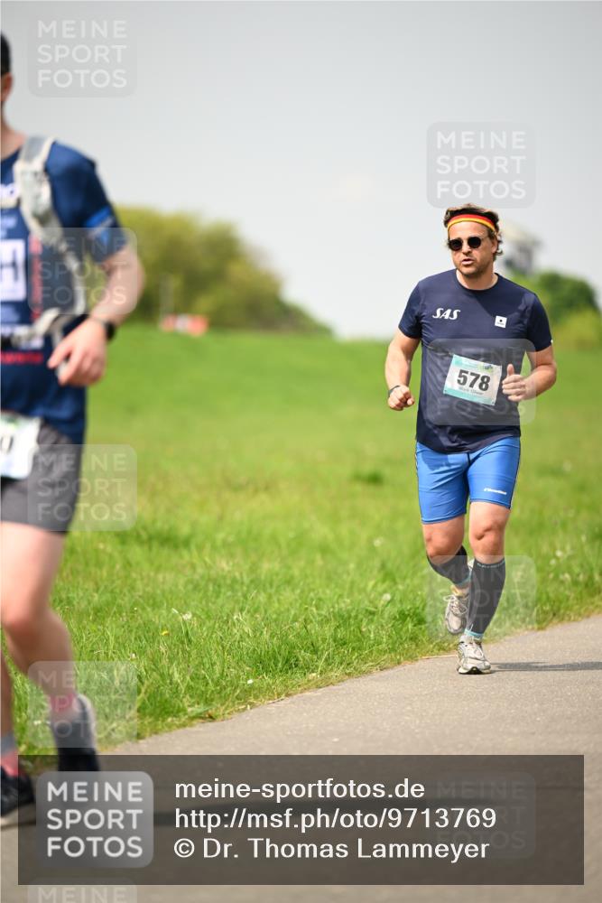 10.05.2026 - 8. Wedeler Halbmarathon Dr. Thomas Lammeyer http://msf.ph/oto/9713769 10.05.2026 12:15:53 Laufen 578 meine-sportfotos.de