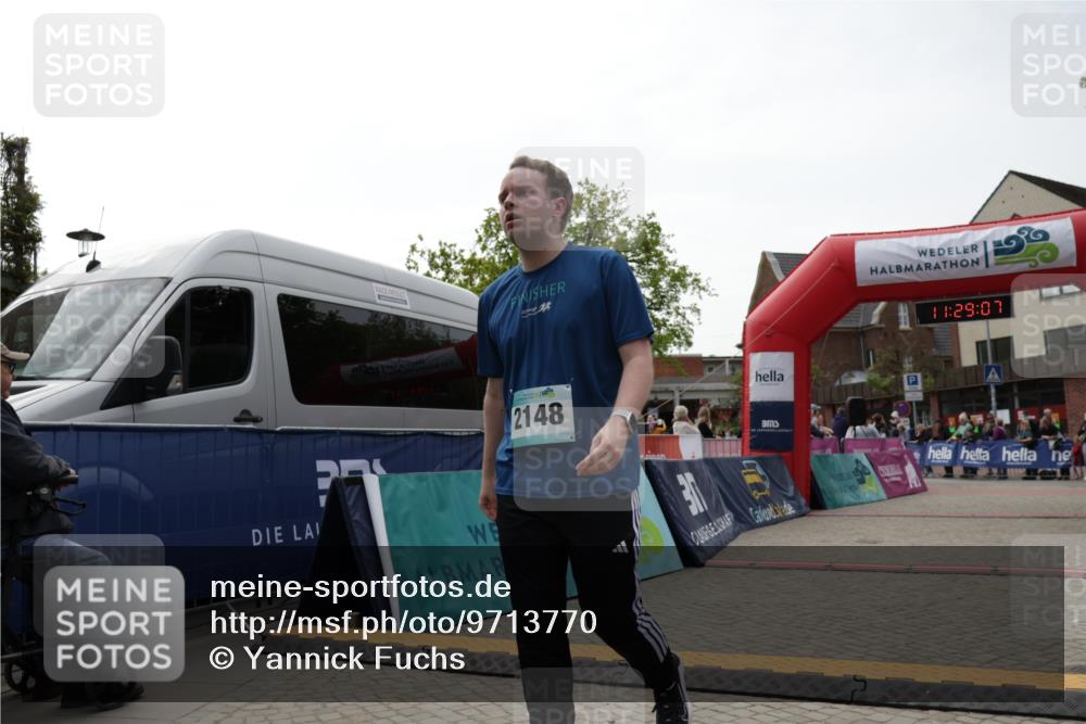 10.05.2026 - 8. Wedeler Halbmarathon Yannick Fuchs http://msf.ph/oto/9713770 10.05.2026 11:29:06 Ziel 412, 2148 meine-sportfotos.de