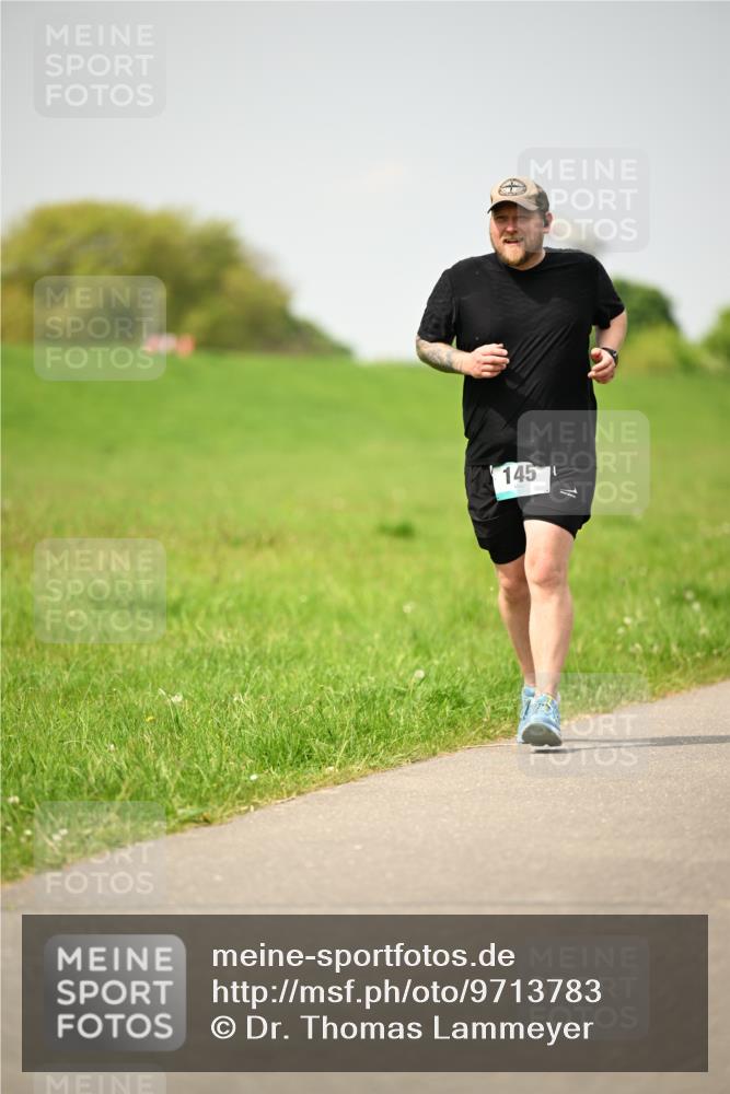 10.05.2026 - 8. Wedeler Halbmarathon Dr. Thomas Lammeyer http://msf.ph/oto/9713783 10.05.2026 12:16:06 Laufen 145 meine-sportfotos.de
